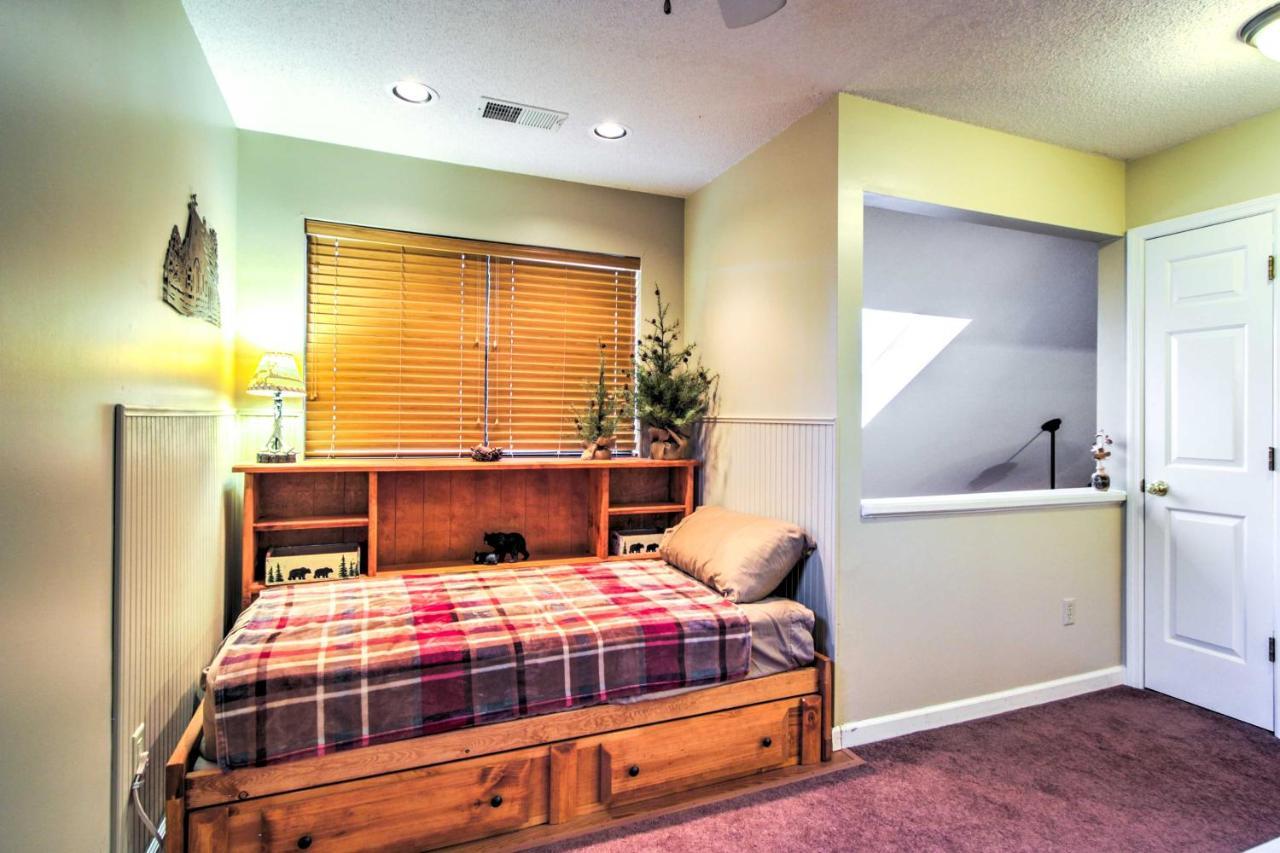 Tree Top Dream Cabin With Hot Tub In Gatlinburg! Villa Exterior foto