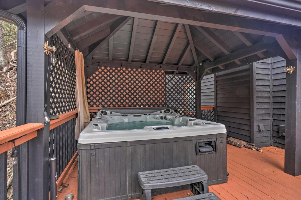 Tree Top Dream Cabin With Hot Tub In Gatlinburg! Villa Exterior foto